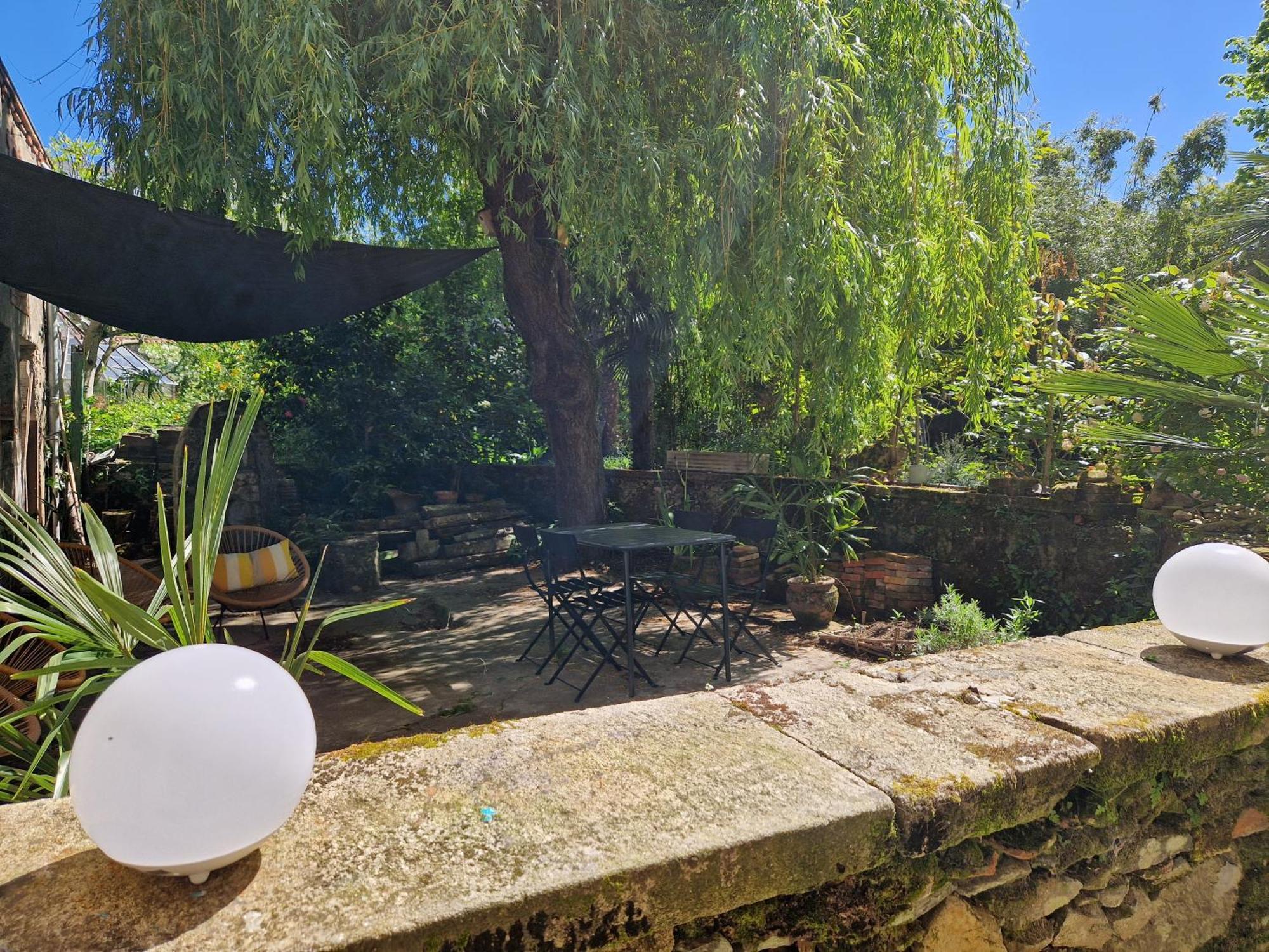 Le Jardin Aux Camelias Apartment La Roche-sur-Yon Exterior foto